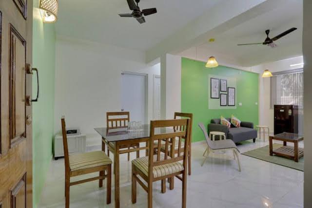 Luxury 2Bhk Apartment Near Calangute Baga Beach With Pool מראה חיצוני תמונה